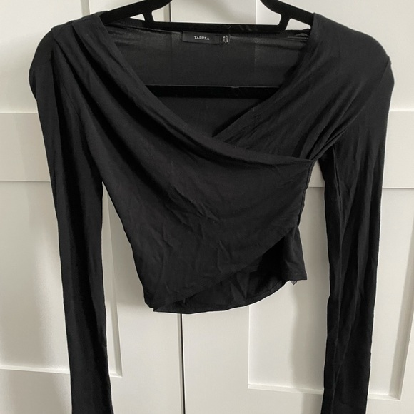 ARITZIA BUNDLE - Picture 5 of 5